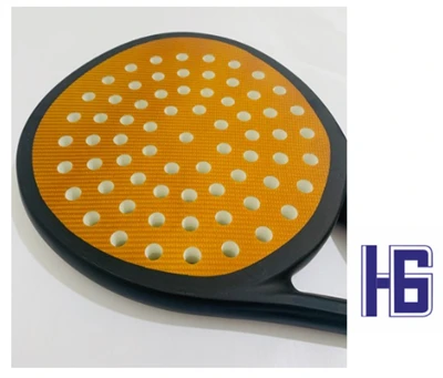 El origen y características de las paletas de pickleball.
